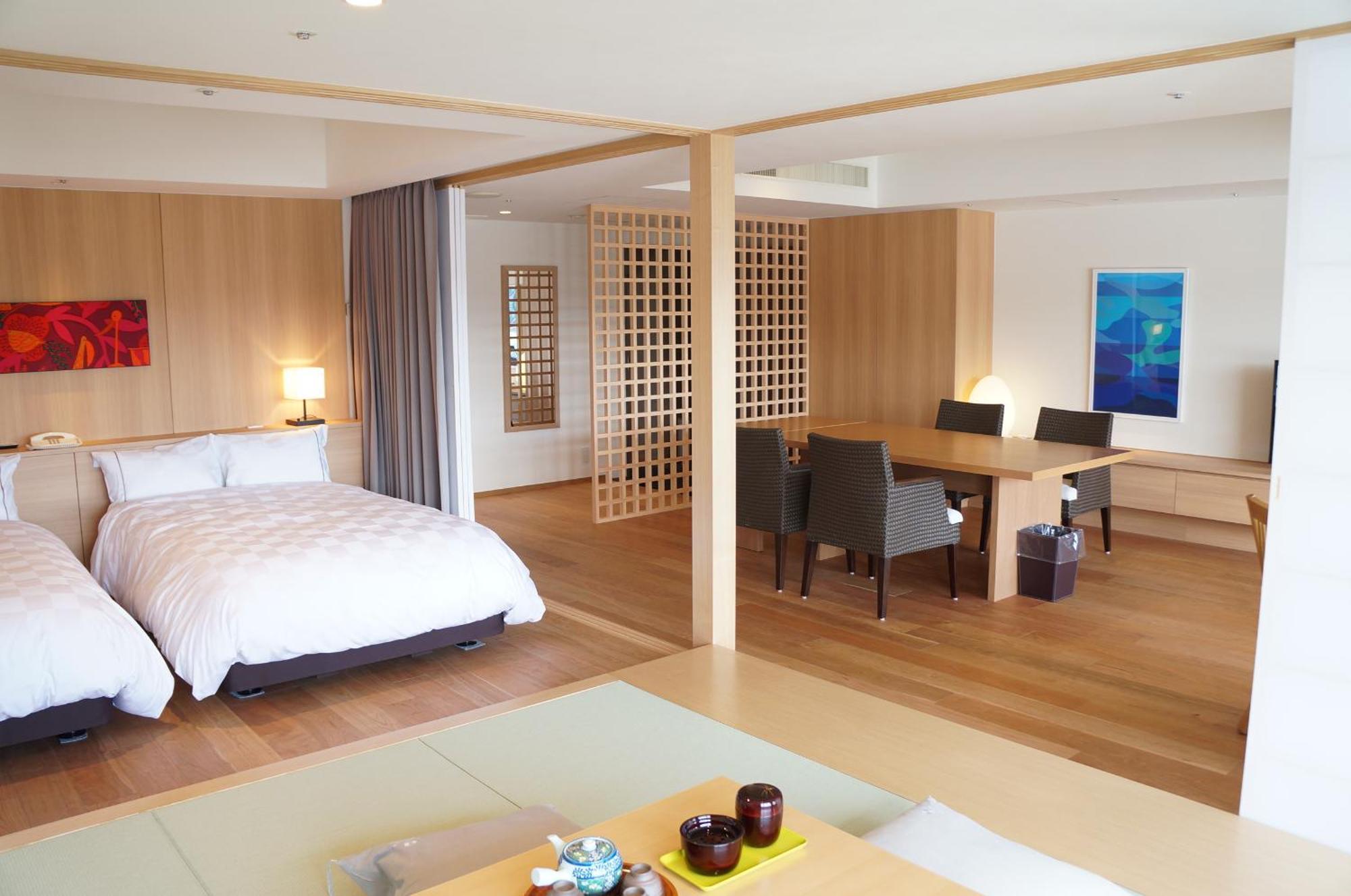 Shiraraso Grand Hotel Shirahama Camera foto